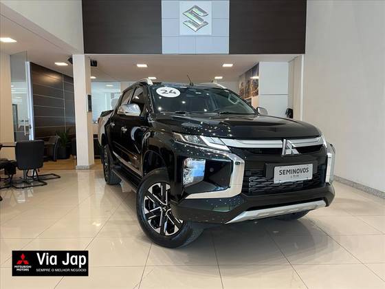 MITSUBISHI L200 TRITON 2.4 16V TURBO DIESEL SPORT HPE-S CD 4P 4X4 AUTOMÁTICO MITSUBISHI L200 TRITON 2.4 16V TURBO DIESEL SPORT HPE-S CD 4P 4X4 AUTOMÁTICO